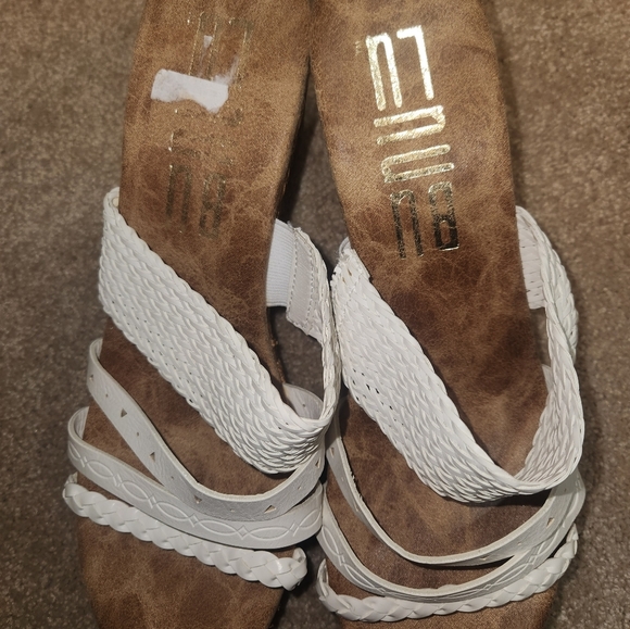 White Bunulu Woven Wedge Sandals - Picture 2 of 4